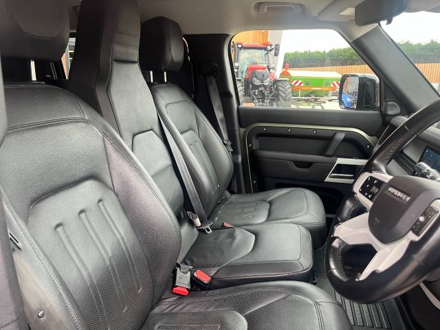 2021 Land Rover Defender 3.0 D250 Hard Top SE Auto [3 Seat]