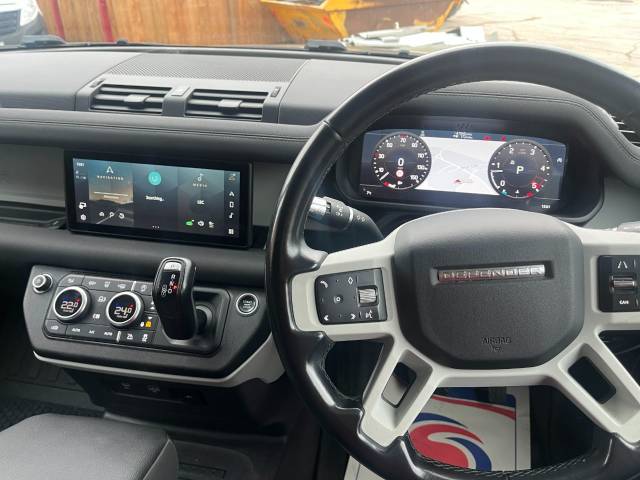 2021 Land Rover Defender 3.0 D250 Hard Top SE Auto [3 Seat]
