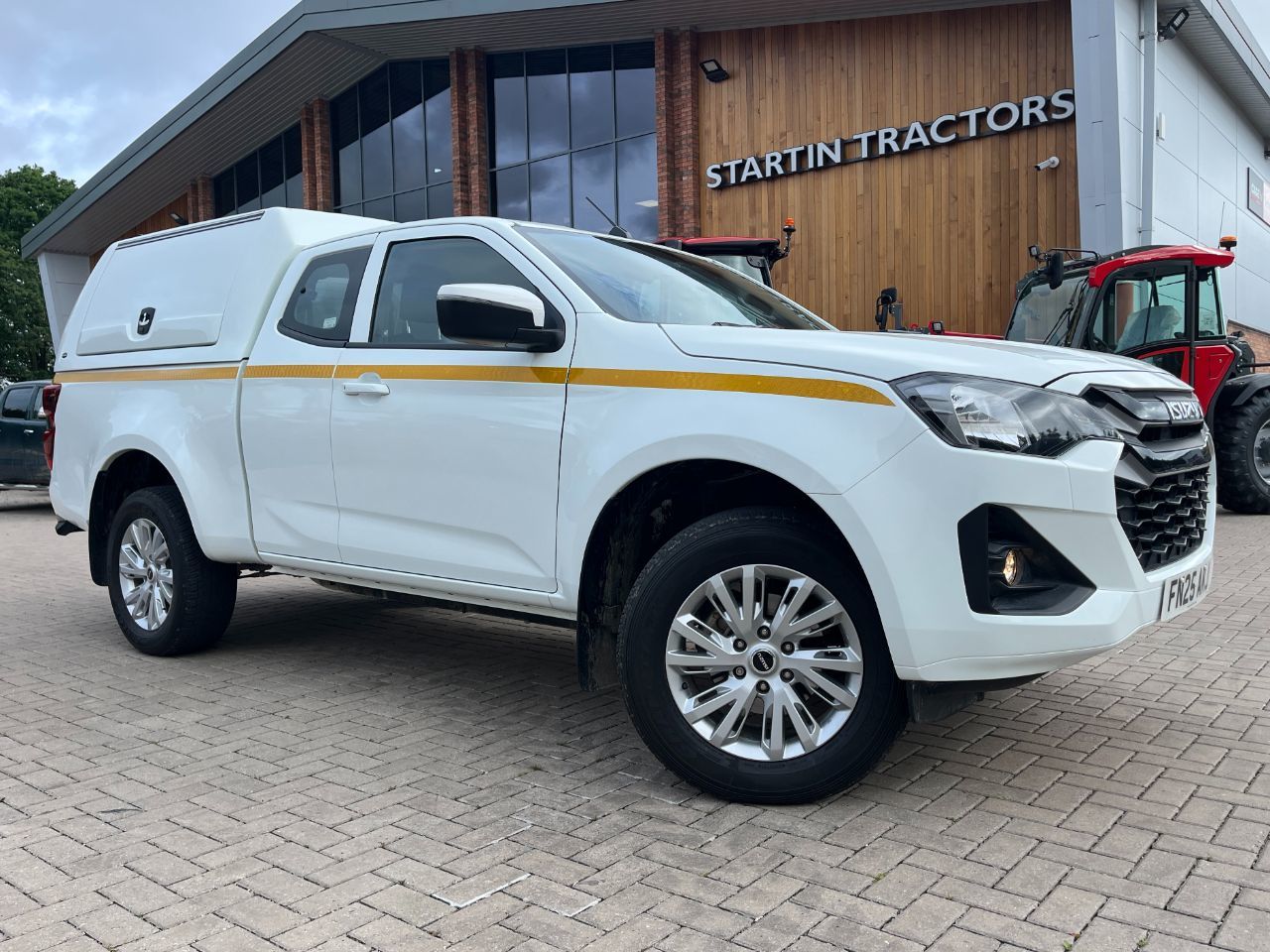 2025 Isuzu D-max