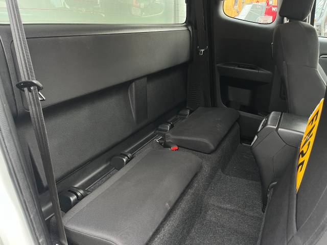 2025 Isuzu D-max 1.9 DL20 Extended Cab 4x4
